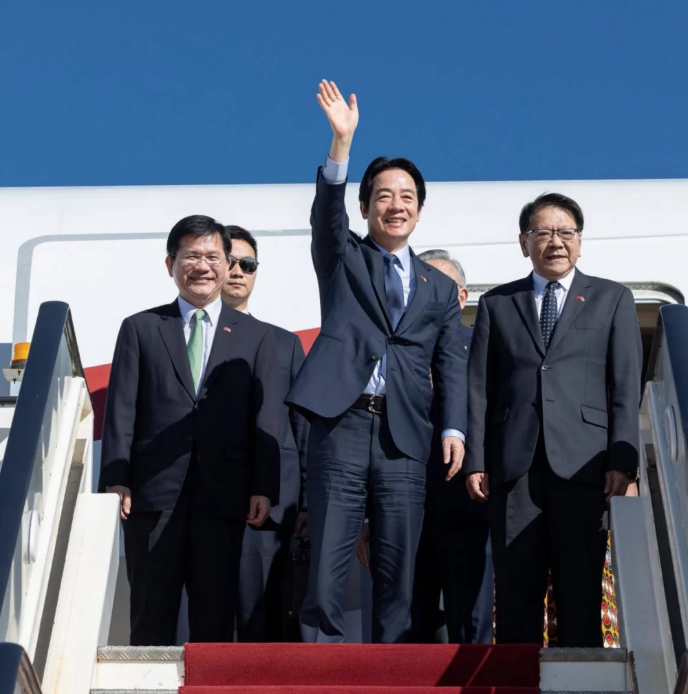 祝福賴清德出訪史瓦帝尼 李四川談TPASS拋交通解方 祝福賴清德出訪史瓦帝尼 李四川談TPASS拋交通解方