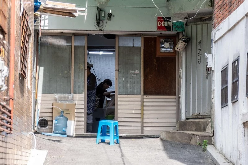 AI狂潮退燒？投資人拋售晶片股 拖累韓國、台灣股市下挫