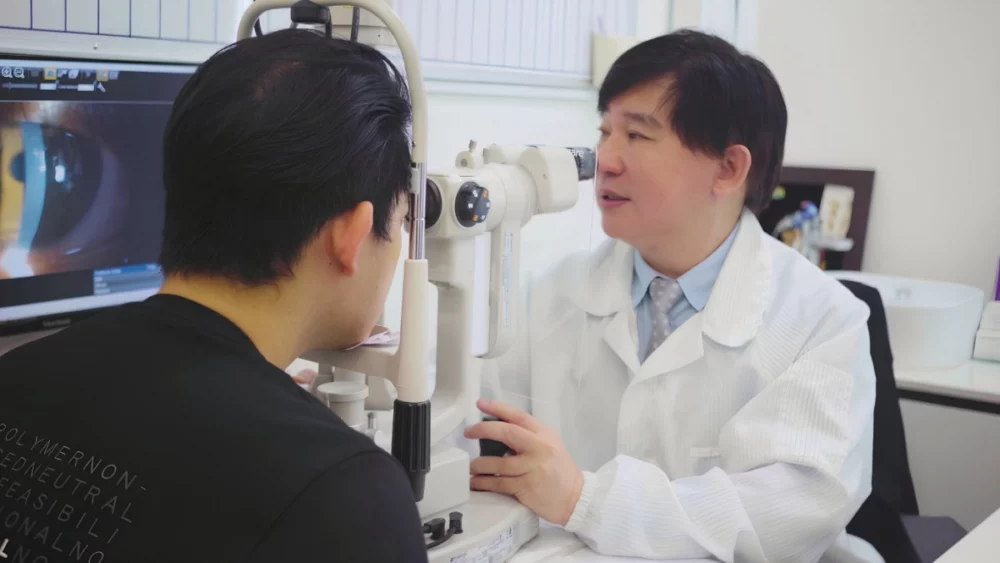 諾貝爾眼科張朝凱總院長與林宜鴻院長，以國際級研究實證與頂尖技術，全方位守護民眾清晰視野。（圖／諾貝爾眼科 提供）